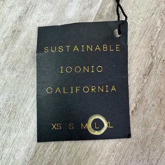 NEW Skatie Bikini Set in Nantucket Print Betsy Top Vera Bottom size Large - Picture 8 of 12